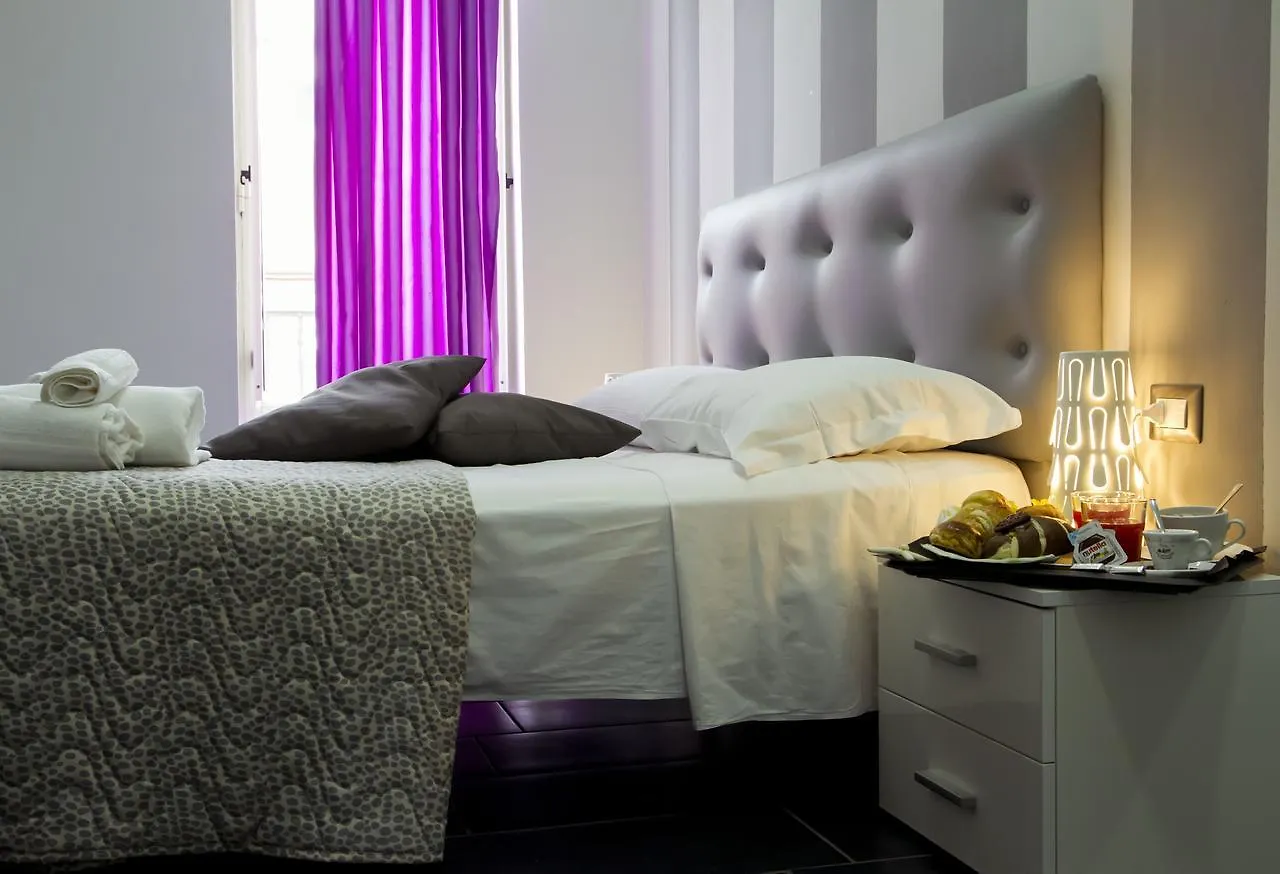 B&B Napoli Binario 1 Naples