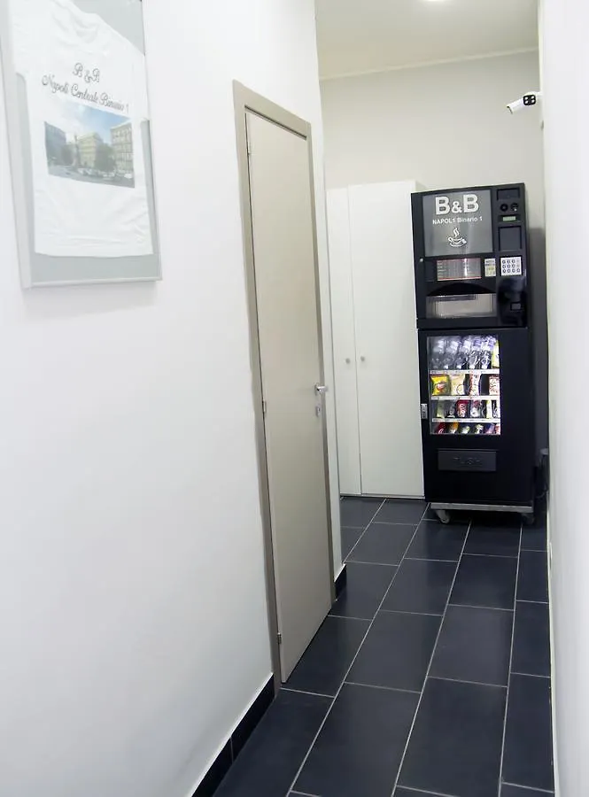 B&B Napoli Binario 1 0*, Naples Italy